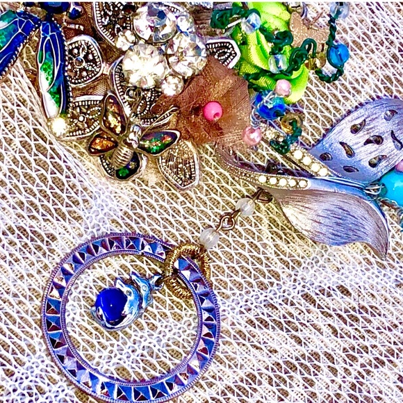 OOAK Assemblage Eclectic Vtg/New Mix Wearable Art Statement Necklace *Dragonfly - Picture 7 of 12